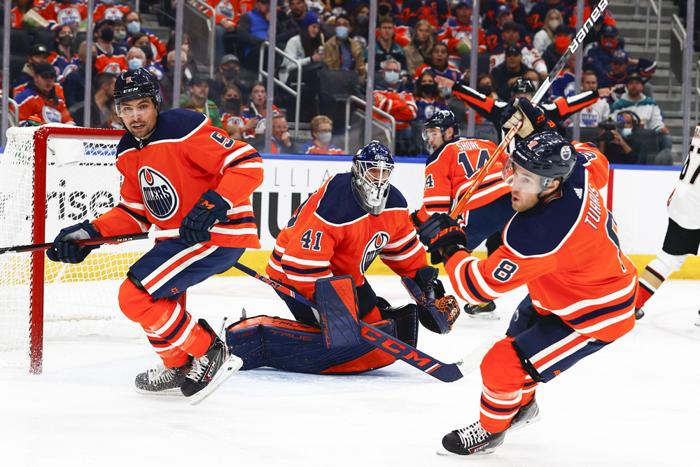 DFS210819026ducks at oilers