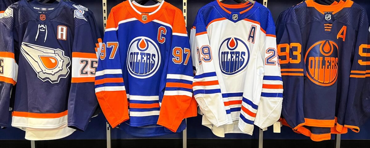 2022 23 Edmonton Oilers jersey set